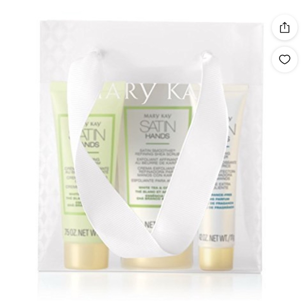 Mary Kay Satin Hands Pampering Set - Green and WhiteTea